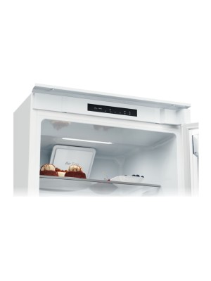 FRIGORIFER INKASO CANDY CNBQL3518EV